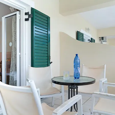 Sandy Maria 501 Apartment